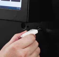 TOC-4200 USB port